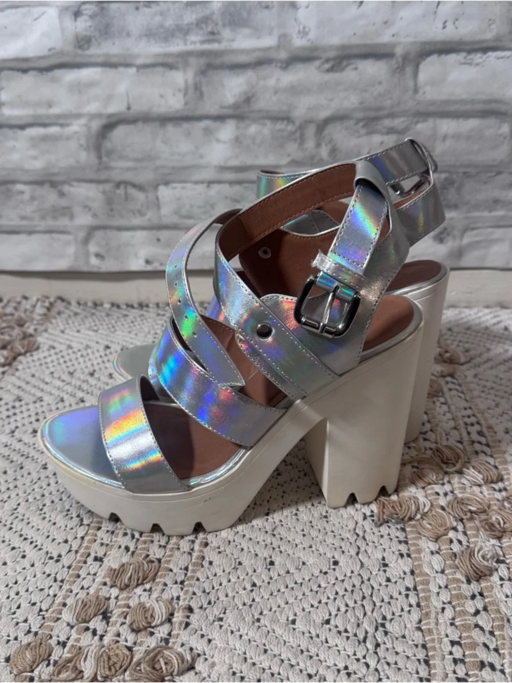 Qupid Holographic Silver White Chunky Platform Sandals Heels